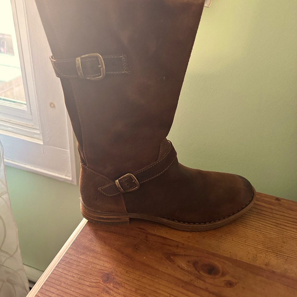 Delano Born mid calf boots